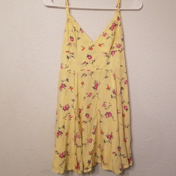 yellow sundress forever 21